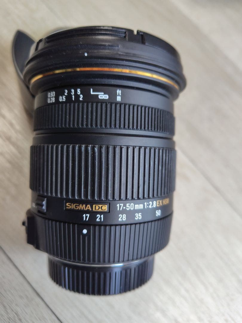 シグマ SIGMA 17-50mm F2.8 EX DC OS HSM Amazon.com : Sigma 17-50mm f/2.8 EX DC OS HSM FLD Large Aperture