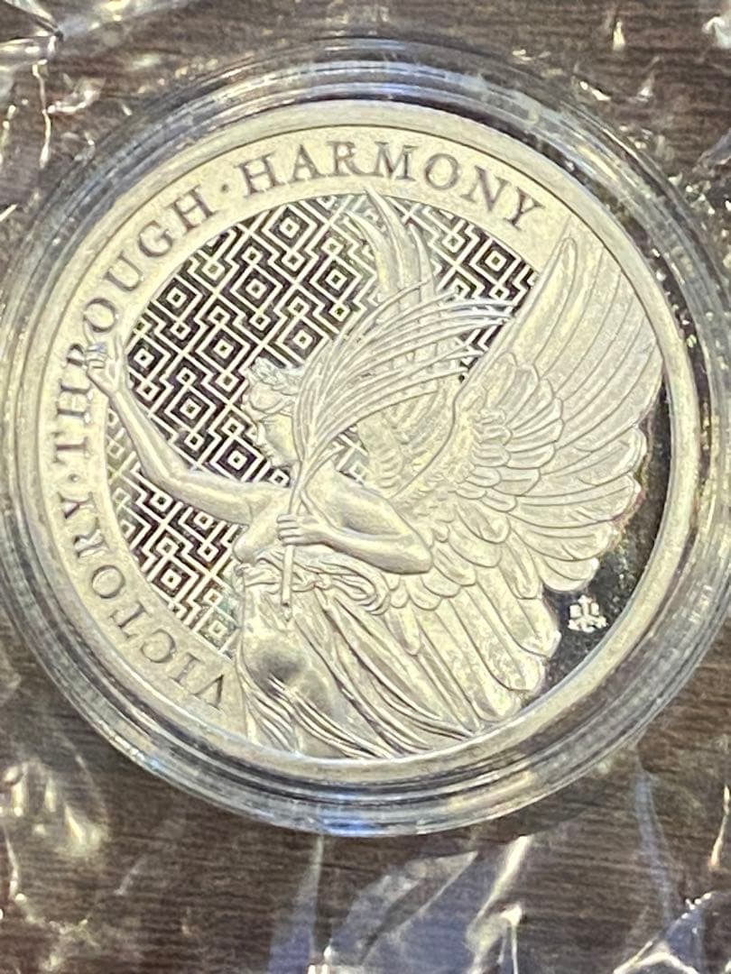 2021年 (新品) セントヘレナ「女王の美徳・勝利 」純銀 1オンス銀貨