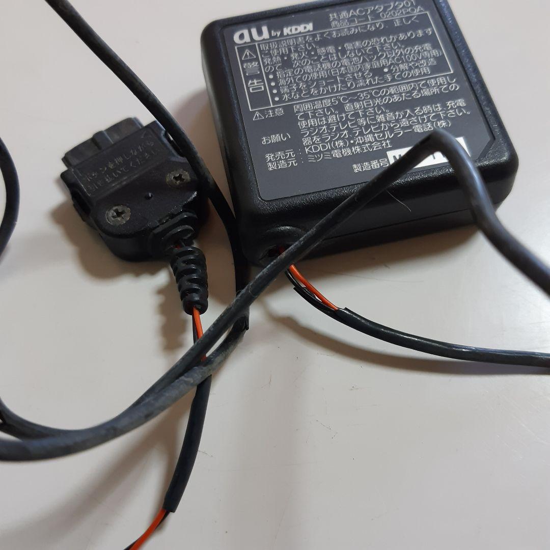 au 京セラ K006 本体 充電器付 - メルカリ