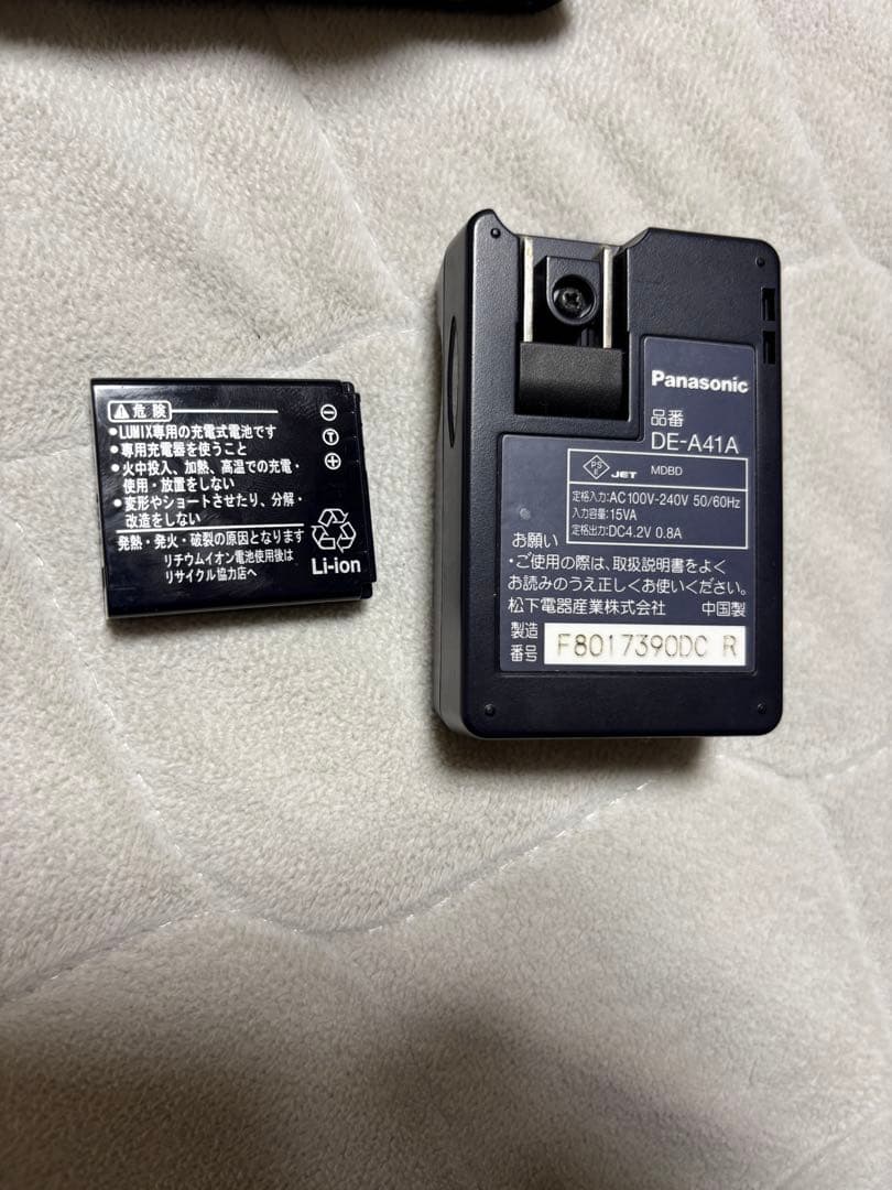 Panasonic LUMIX DMC-LX3 ライカレンズ 純正ケース付 - メルカリ