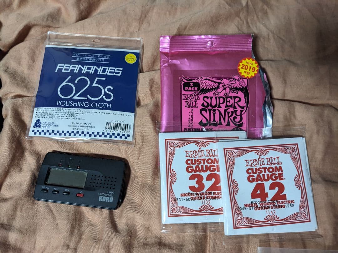 限定版 けいおん！中野梓 モデルギター 中古美品 ソフトケース シール