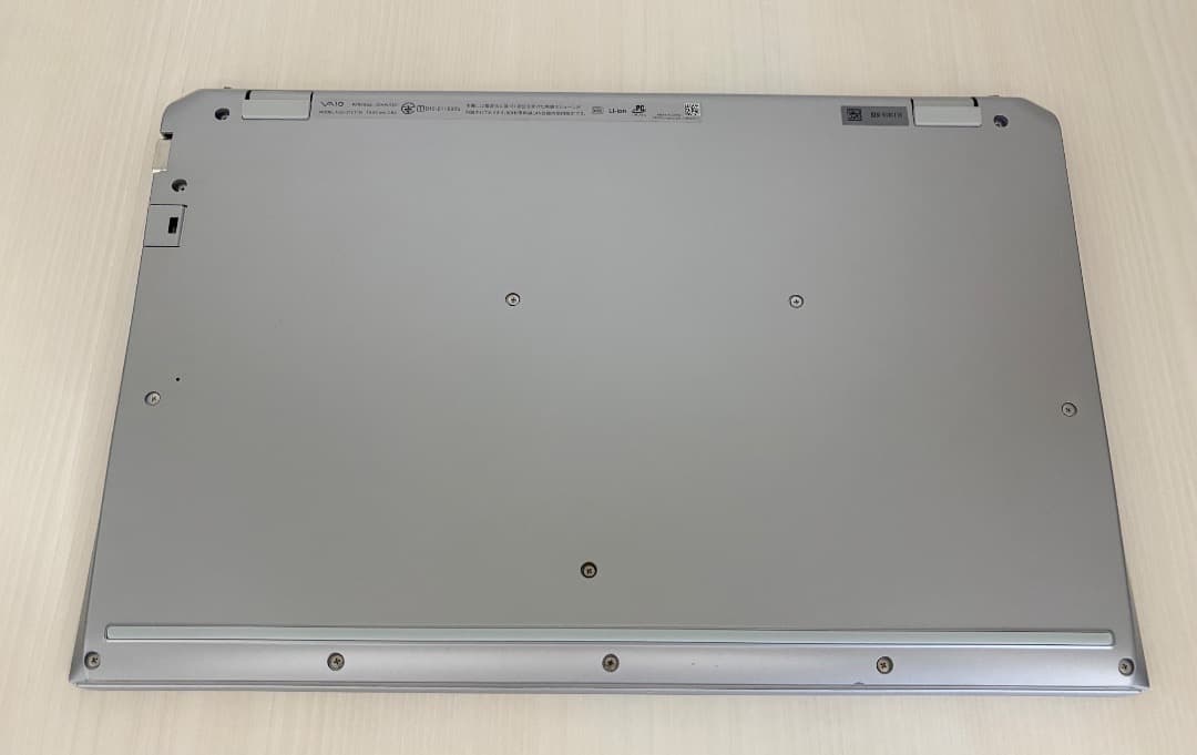 VAIO ノートパソコン i5-6200U 2.30GHz / 13.3インチ