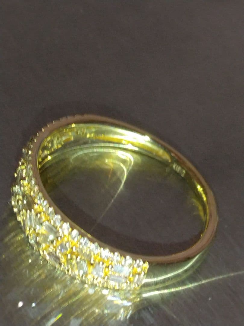 ご奉仕価格】k18テーパー&ブリリアントカット天然ダイヤモンドパヴェ