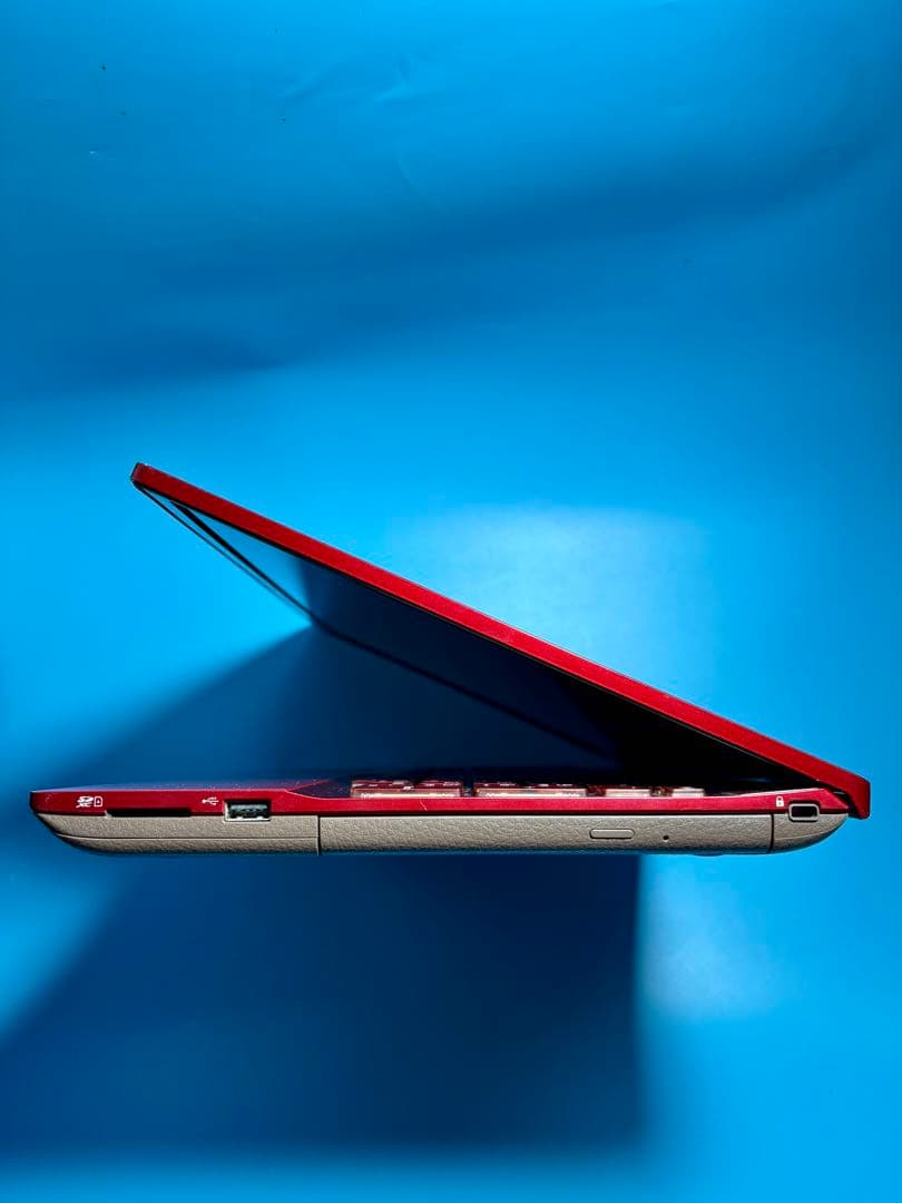 富士通 LIFEBOOK AH53/B3 i7 8550U 32GB 2TB - メルカリ