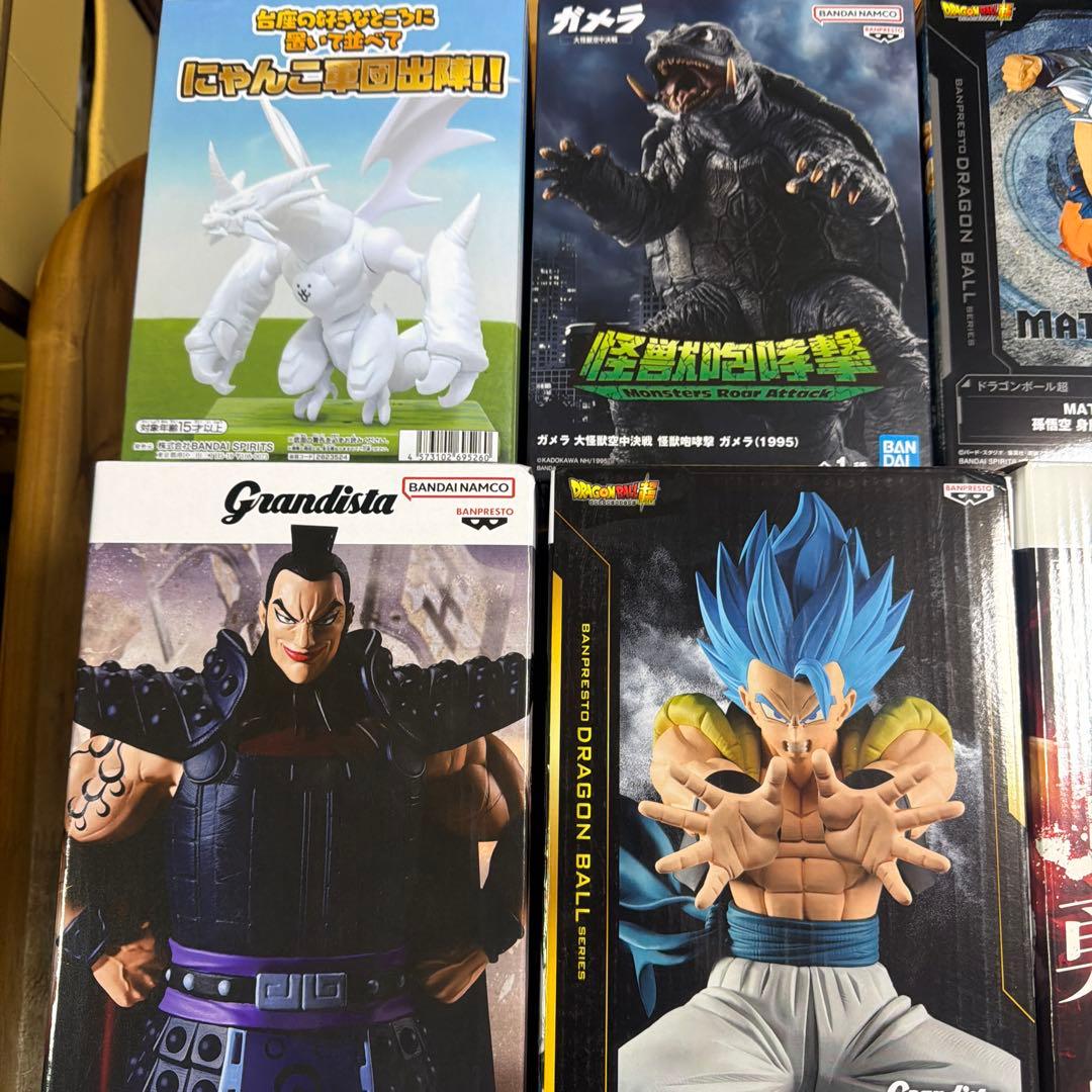 フィギュア12体セット 新品未開封