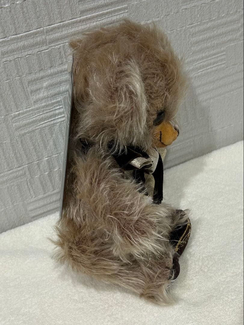 ミレニアム・シルバーアイズ・チーキー メリーソート社のテディベア