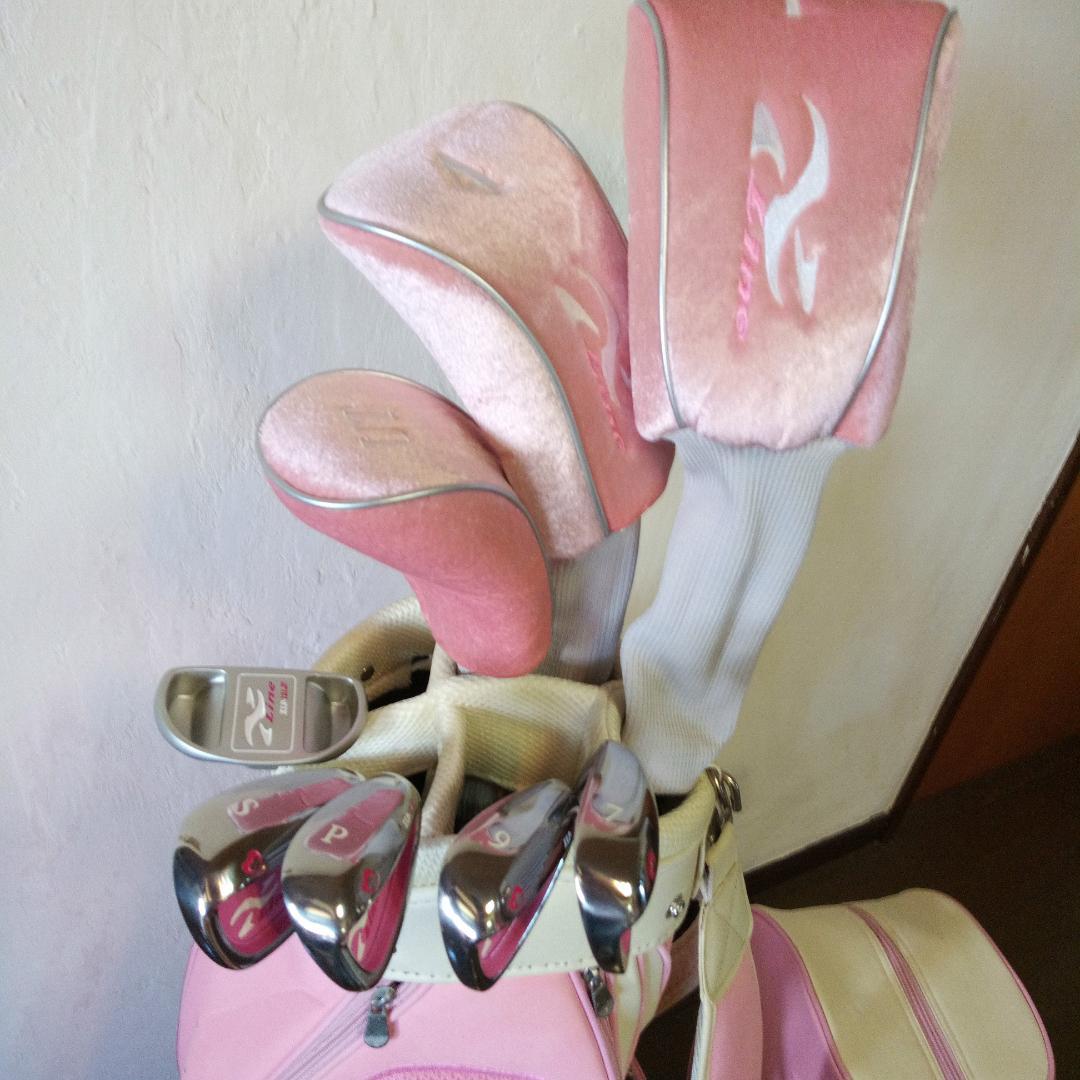 森英恵デザイン ゴルフクラブセット ピンク／未使用品