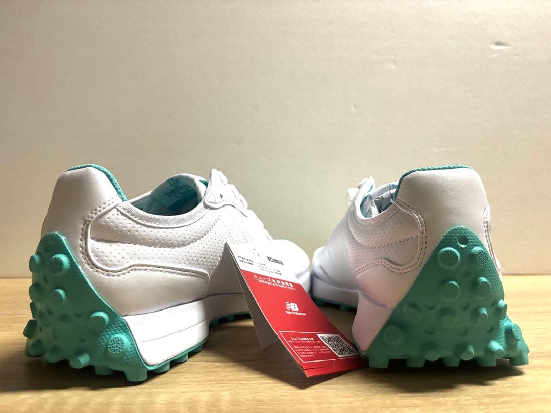 未使用 22.5cm D ニューバランスゴルフシューズ WGS327ACホワイト