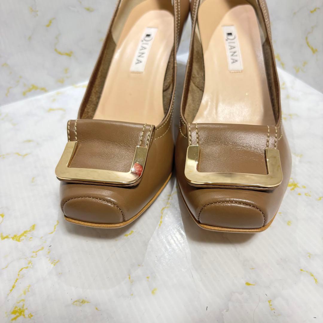 ダイアナ✨新品未使用 バックル付レザーパンプス ブラウン 22.5cm