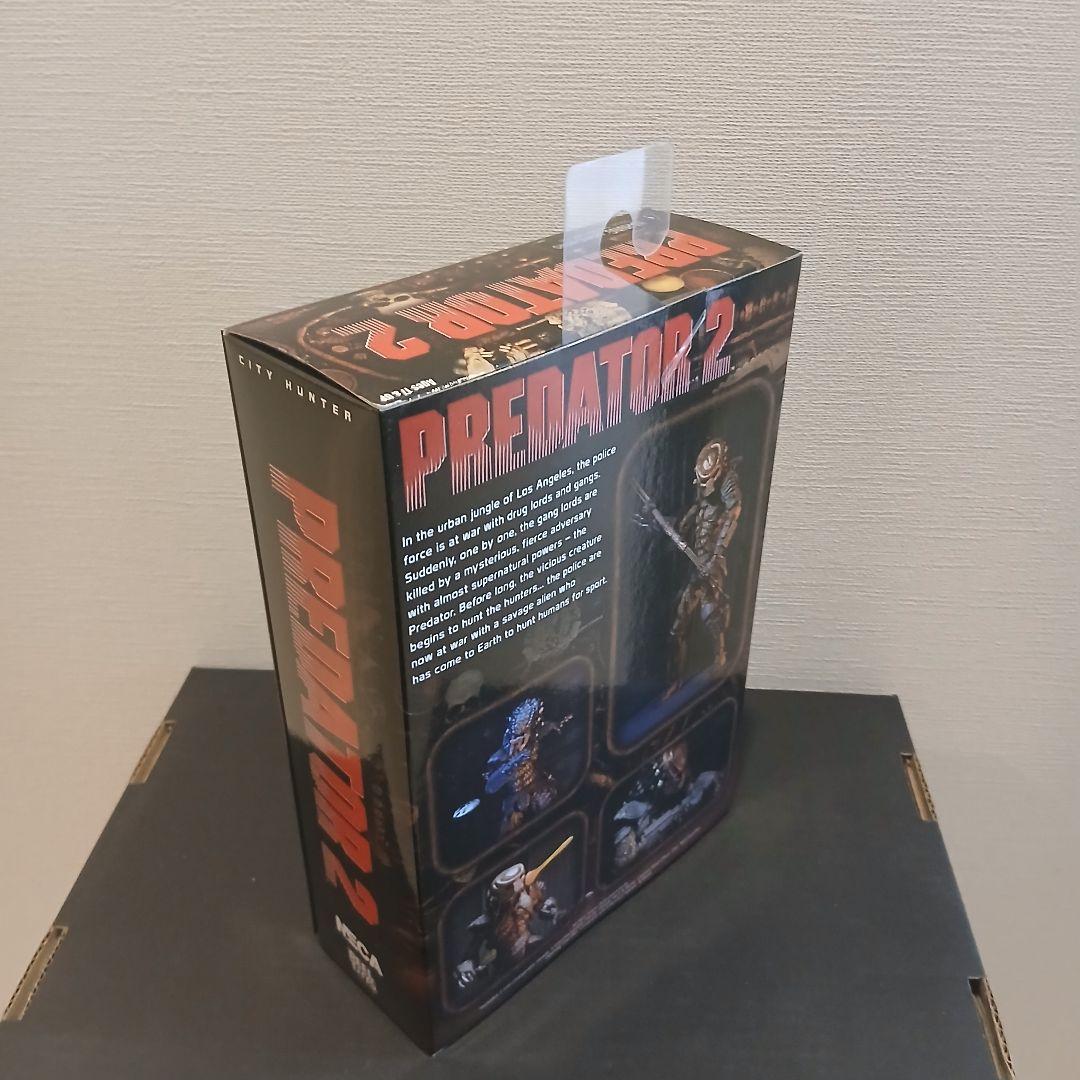 NECAネカ　アルティメットシティハンタープレデター未開封