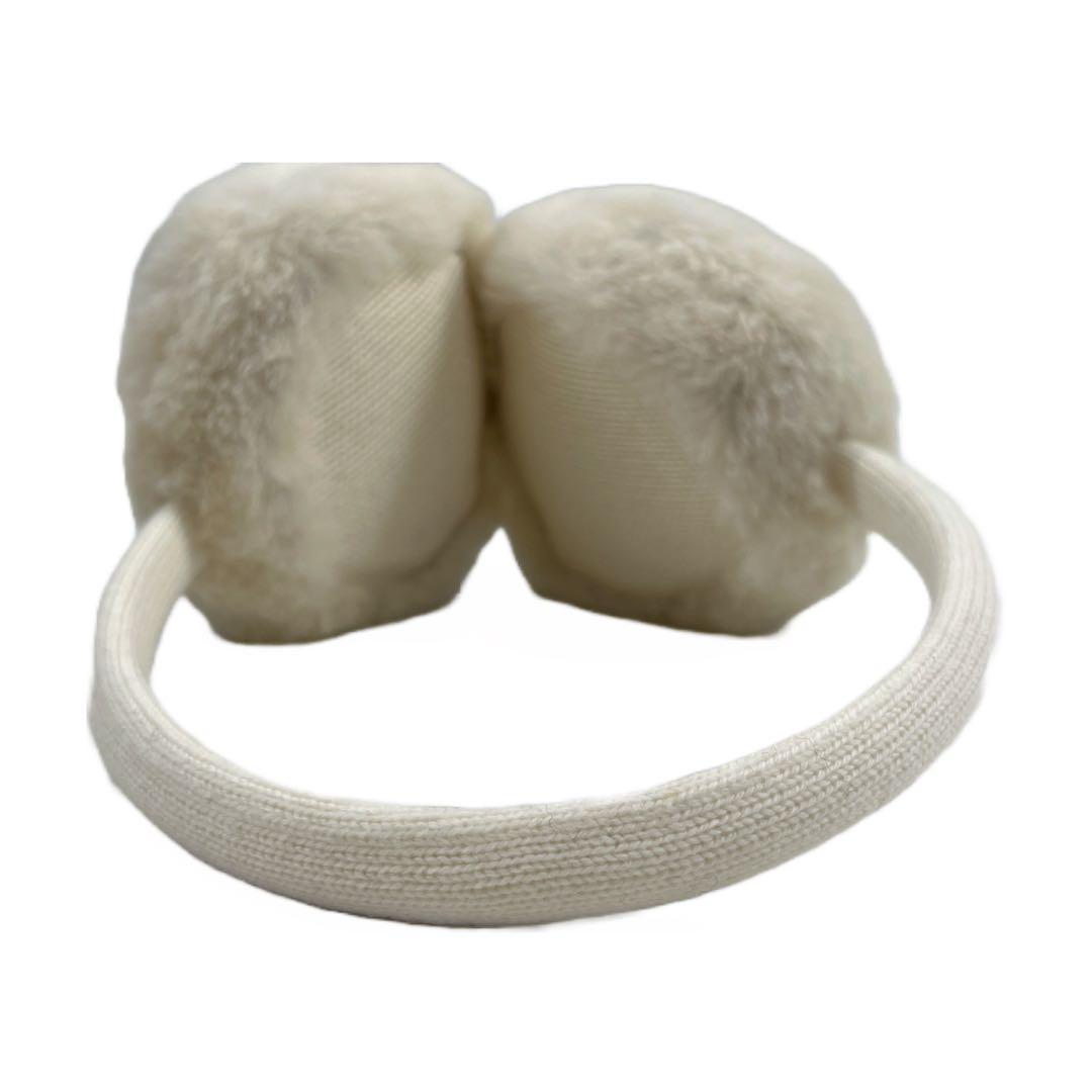 箱付 CHANEL シャネル イヤーマフ ムートン ココマーク ホワイト系