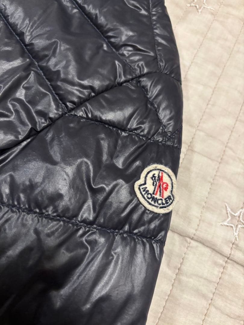 限定価格★MONCLER★薄手黒ダウンジャケット《18-24M/86》