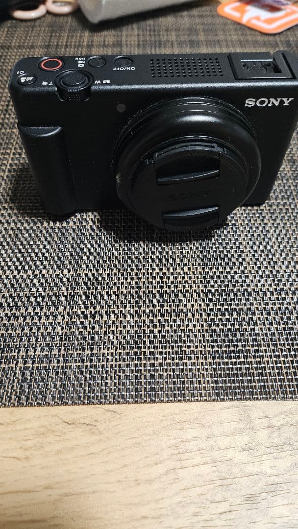 SONY ZV-1F blogカメラSD付き Amazon.com : Sony ZV-1F Vlog Camera for Content Creators and