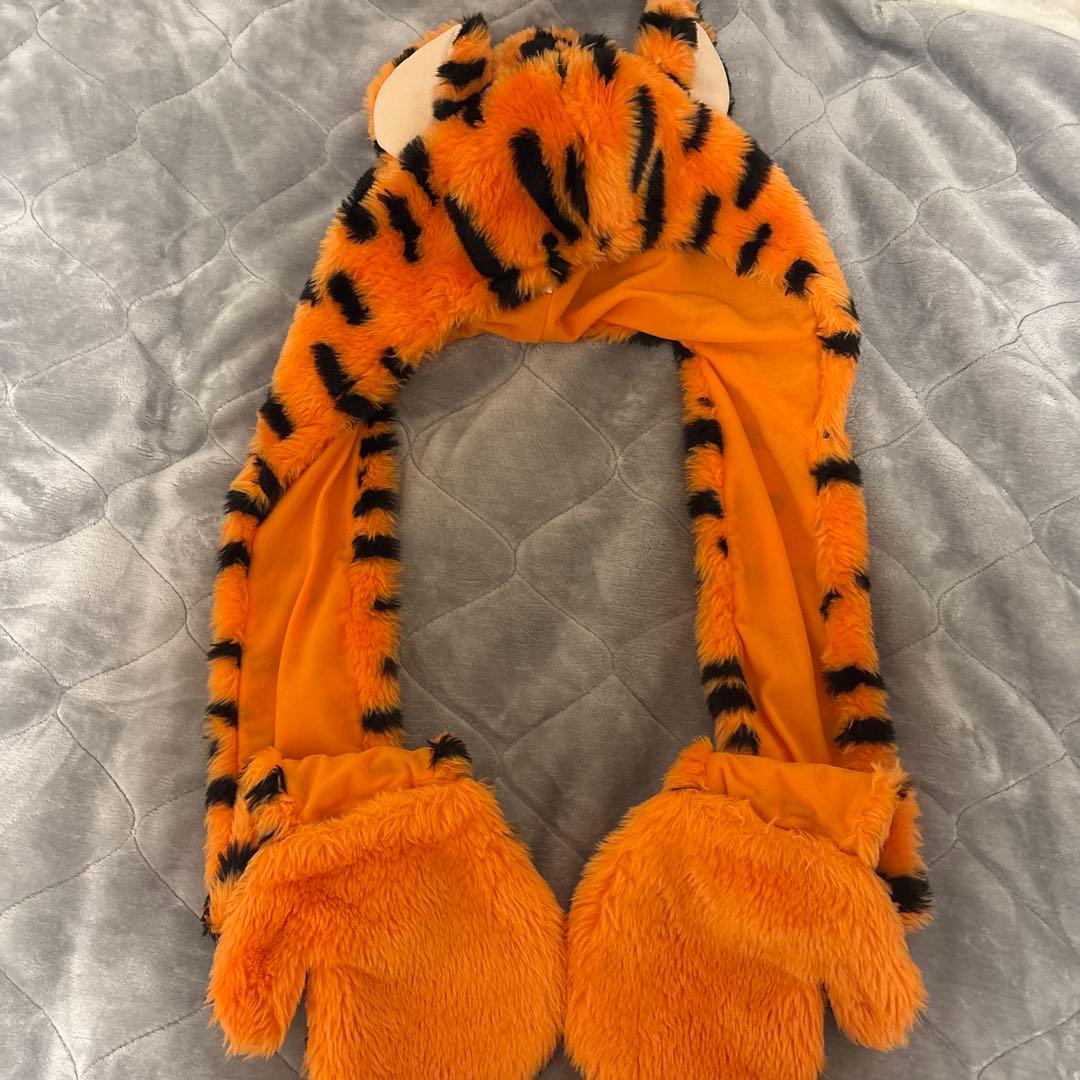 ティガー マフラーキャップ ディズニー - メルカリ