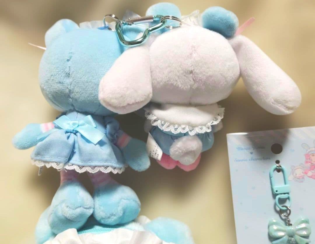 メゾピアノ　シナモロール　ブルーベリエちゃん　マスコットホルダーポーチ他　3 点