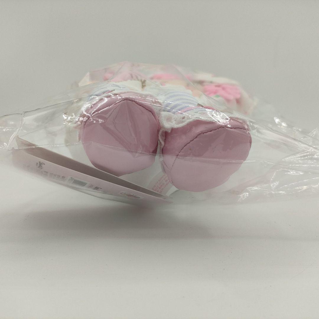 【激レア】キティ✖︎ストロベリーショートケーキ　ぬいぐるみ　イチゴ　サンリオ