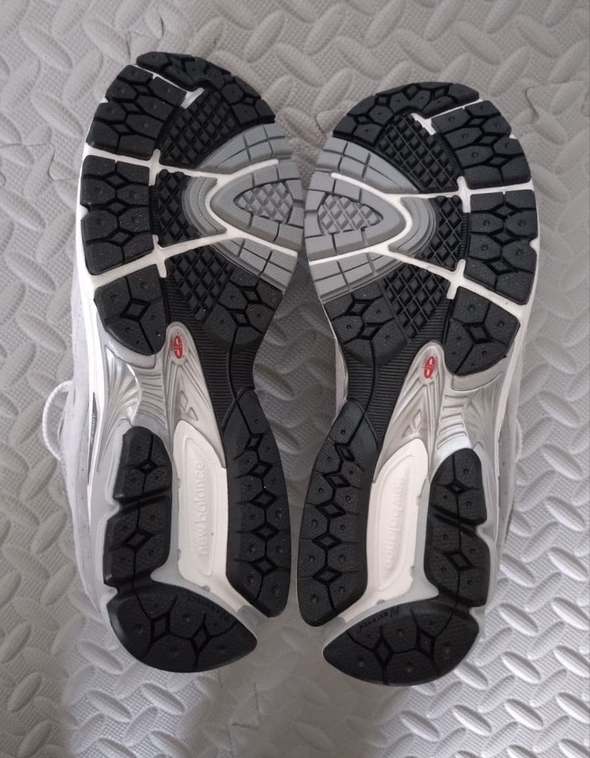 muji❗️【新品】new balance M2002RXJ 27.5cm