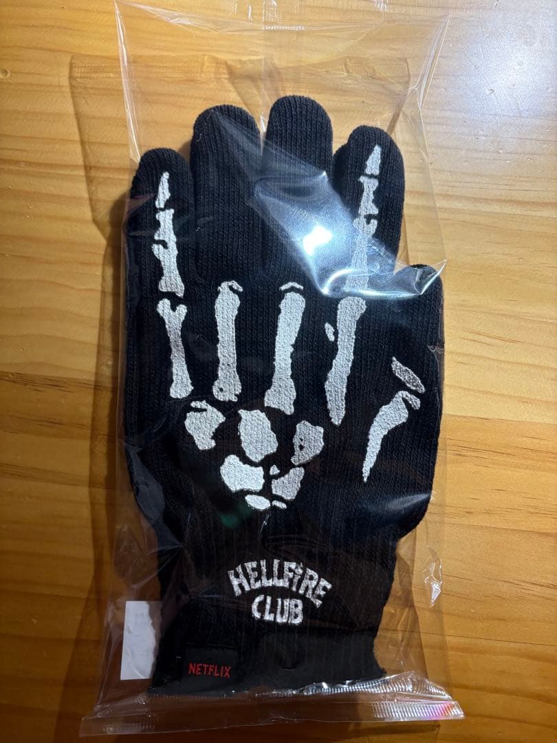 ストレンジャーシングス ヘルファイアクラブ 手袋 新品未使用 - メルカリ