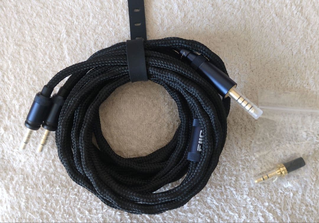 ヘッドホン FIIO LL-RC 2024 3m P1025866-scaled.jpg?resize=