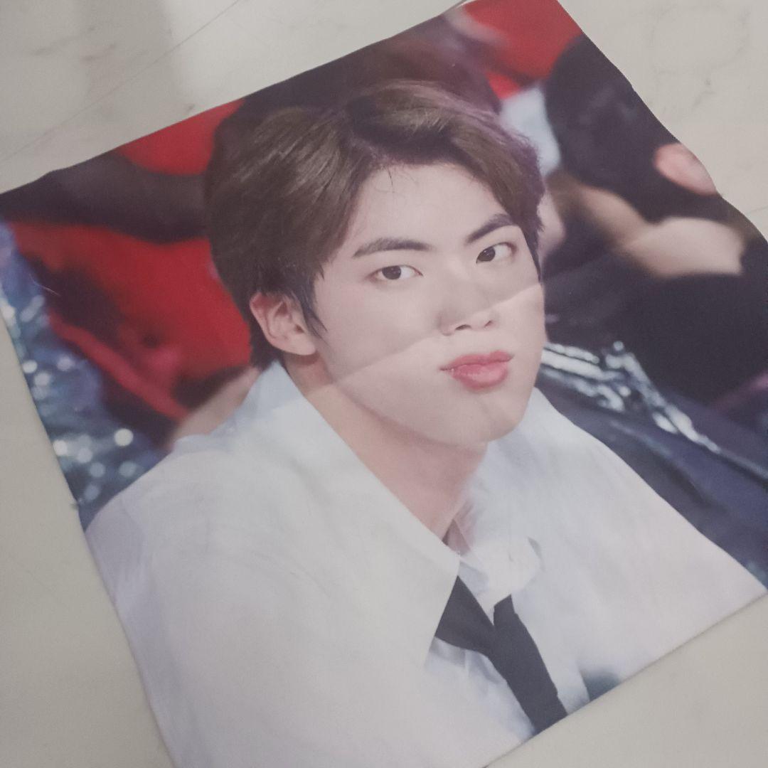 BTS JIN 正方形 スローガン ソクジン ジン - メルカリ