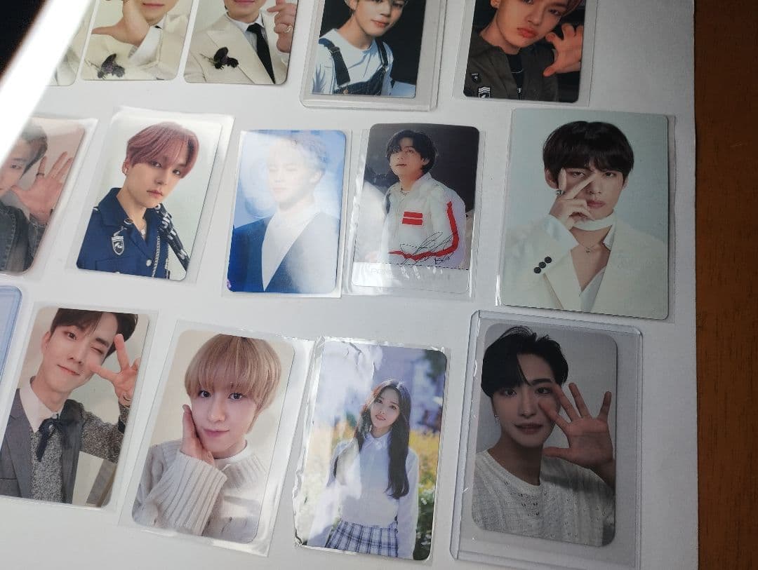 K-POP フォトカード 卸売・まとめ売り｜BTS . バラ売り可
