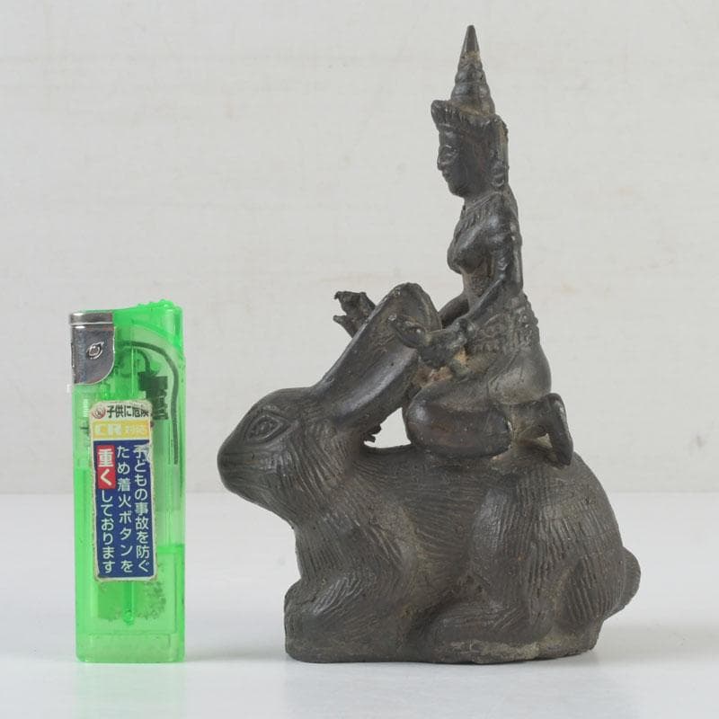 仏教美術 古銅 チベット仏 兎に観音像 仏像 置物 C 9867 - メルカリ