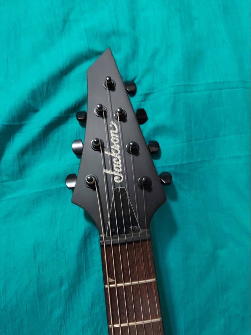 Jackson JS Series Dinky Arch Top JS22-7