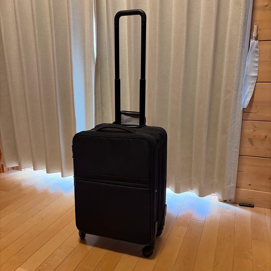 無印良品 半分の厚みで収納できるソフトキャリー(36L) 無印良品 半分の厚みで収納できるソフトキャリーケース（S）レビュー