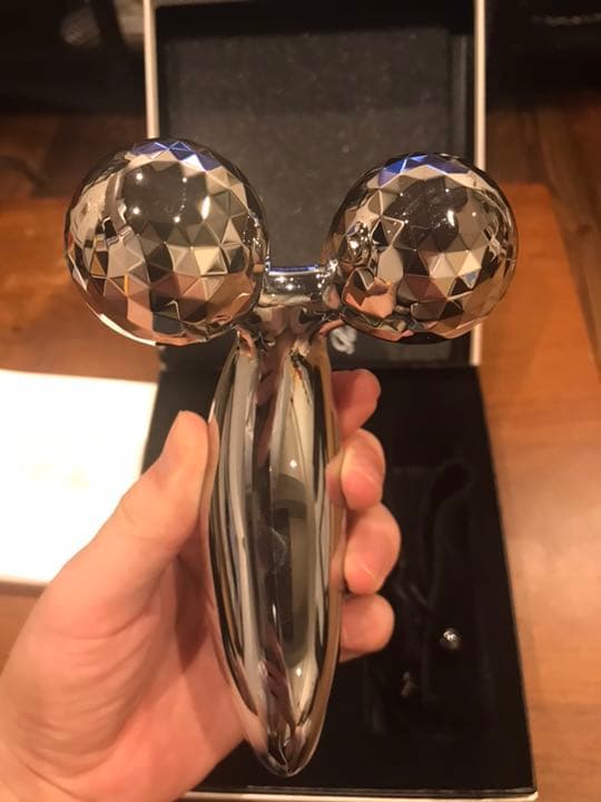 MTG エムティージー PEC-L1706  プラチナ電子ローラー ReFa MTG プラチナ電子ローラー（ReFa CARAT）国内正規品｜PEC