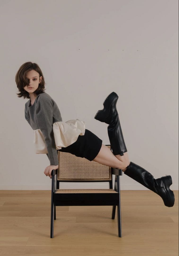 The toe Aachen Balloon Peplum グレー - メルカリ