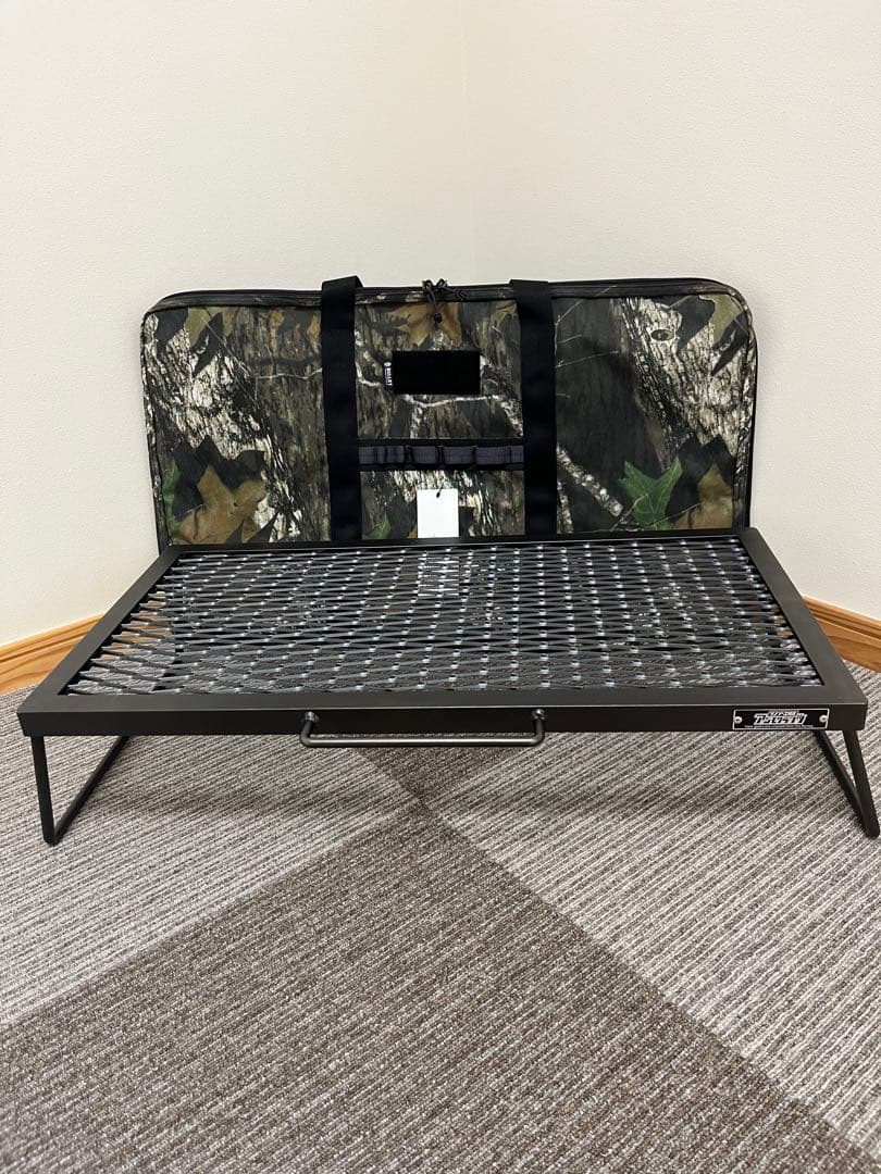 アイアンテーブル低っ　初回限定プレート　サンゾー工務店　アシモクラフツ アイアンテーブル低っ 初回限定プレート サンゾー工務店 アシモ