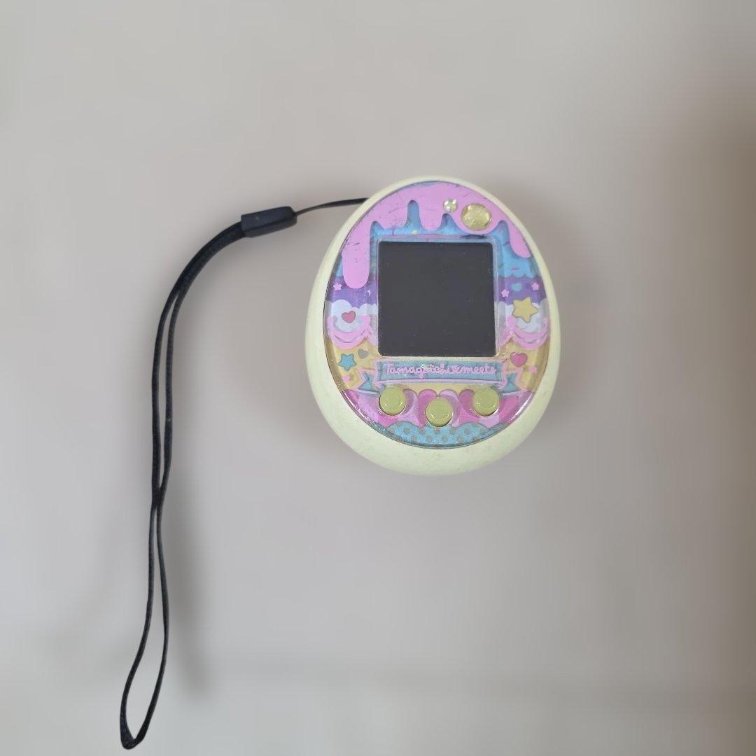 Tamagotchi たまごっち ミーツ　黄色 Amazon.co.jp: たまごっちみーつ メルヘンみーつver. イエロー : おもちゃ