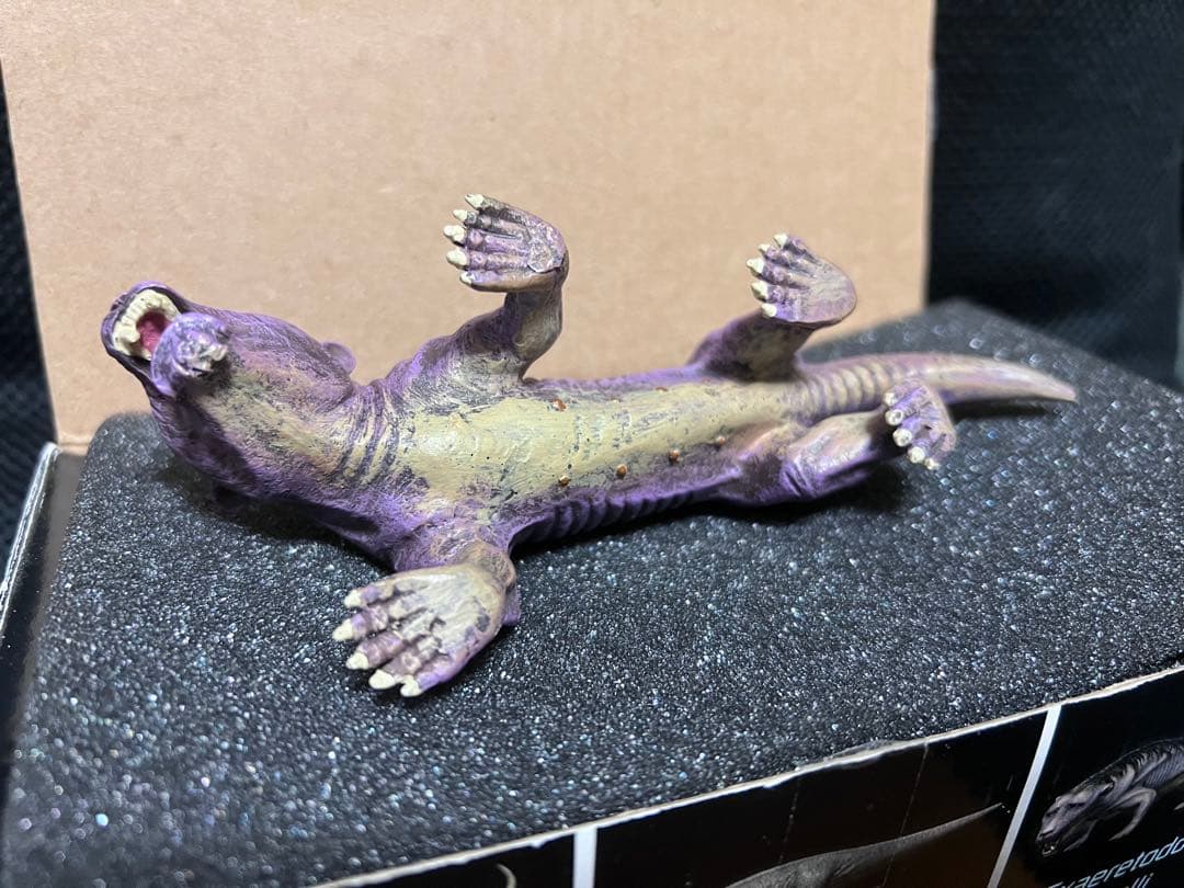 エクサエレトドン フィギュア 激レア 地球最古の恐竜展 - メルカリ