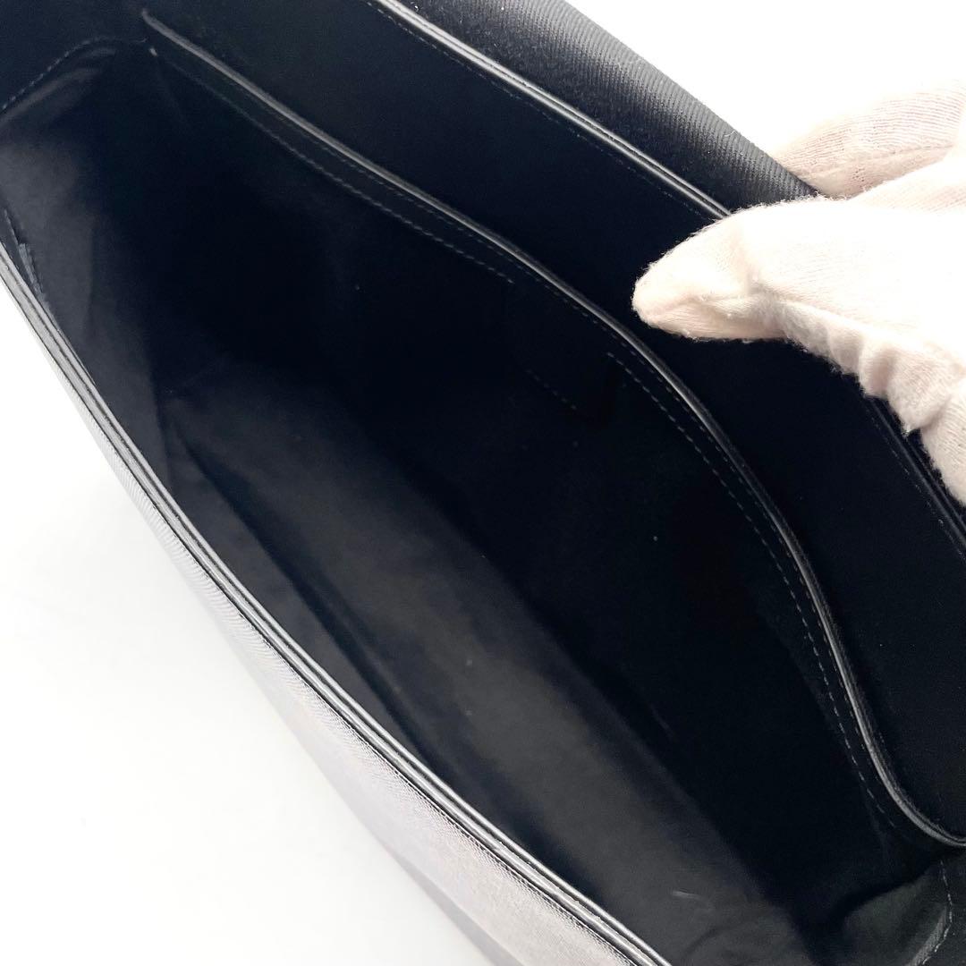 未使用級】ダンヒル エンジンターン メッセンジャーバッグ PVC レザー