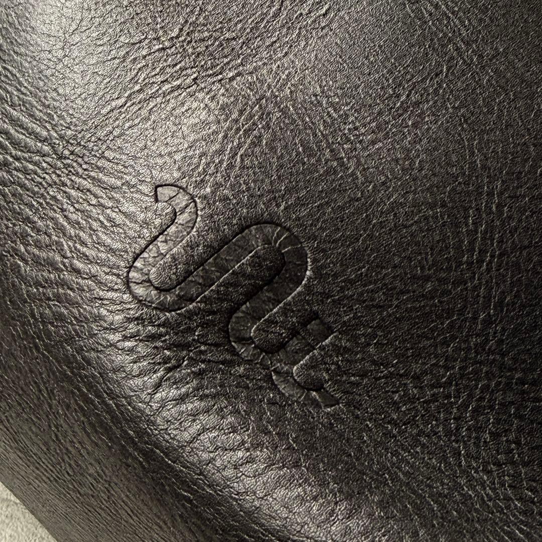 最終値下げ】Uni&co. メッセンジャーバッグ Mサイズ ネイビー - メルカリ