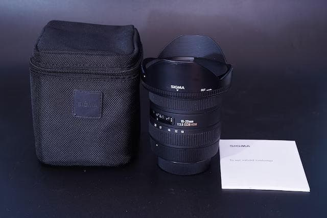 中古 SIGMA10-20ｍｍ F3.5EX DC HSM　ニコンＦマウント SIGMA】シグマ『10-20mm F3.5 EX DC HSM ニコンFマウント用』レンズ 1