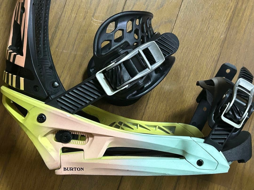 BURTON Malavita EST 20-21モデル メンズビンディング - メルカリ