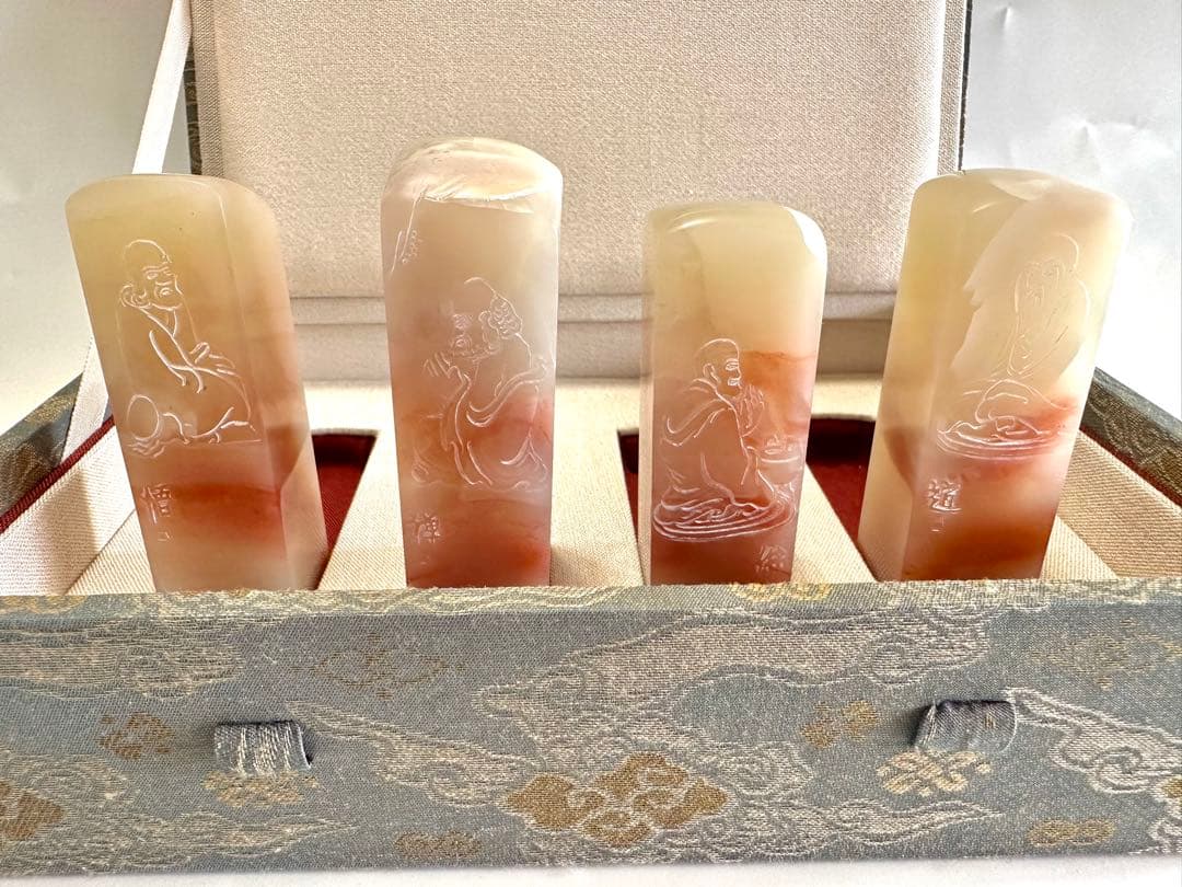 【悟　道　仏　禅】美品　ラオス 水凍　印材 落款 遊印 雅号　浮き彫　薄意　4点