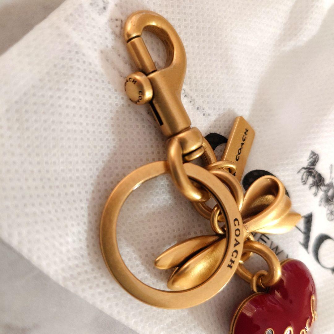 新品 COACH ボウハートロケットバックチャーム - メルカリ