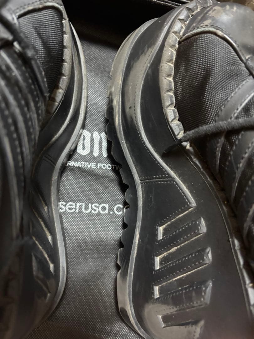 Demonia ブラック スニーカー 箱付き - 靴オンライン ショッピング 通販