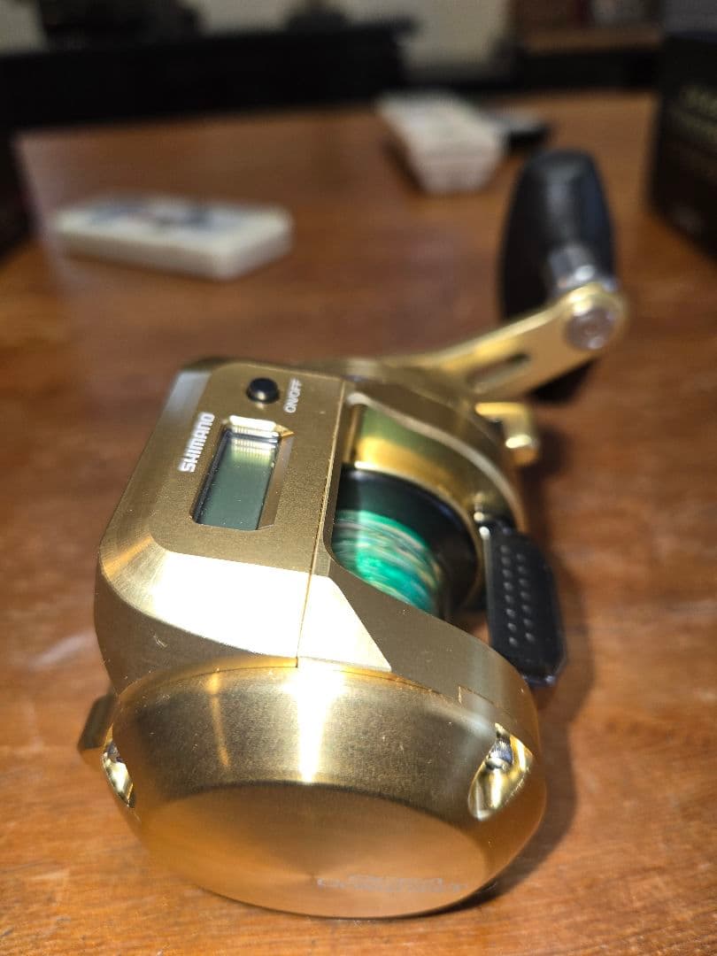 新品シマノオシアコンクエストCT300HG ダイワシーボーグ200Jリミテッド