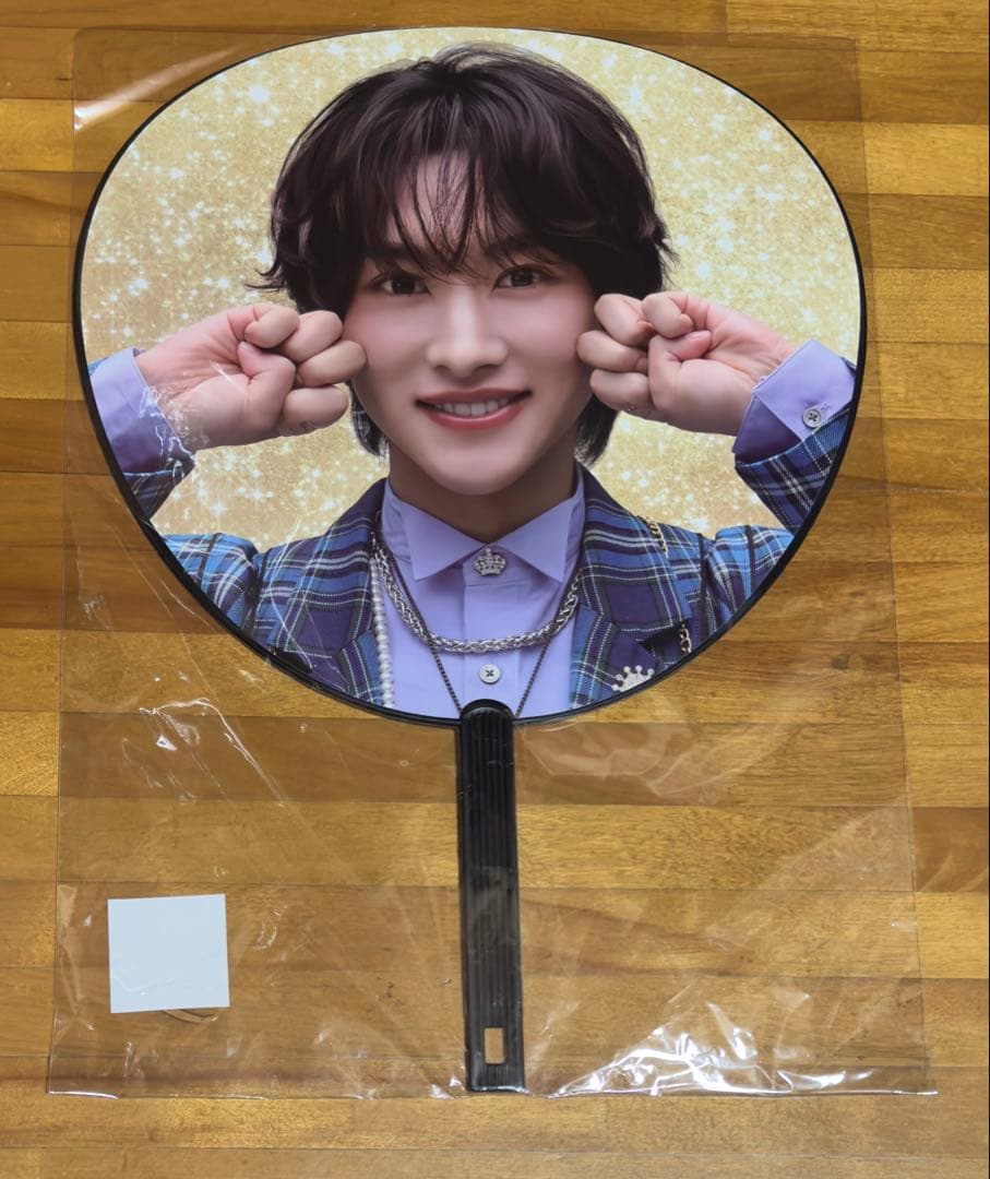 ROIROM 本多大夢 HIROMU 団扇 うちわ - メルカリ