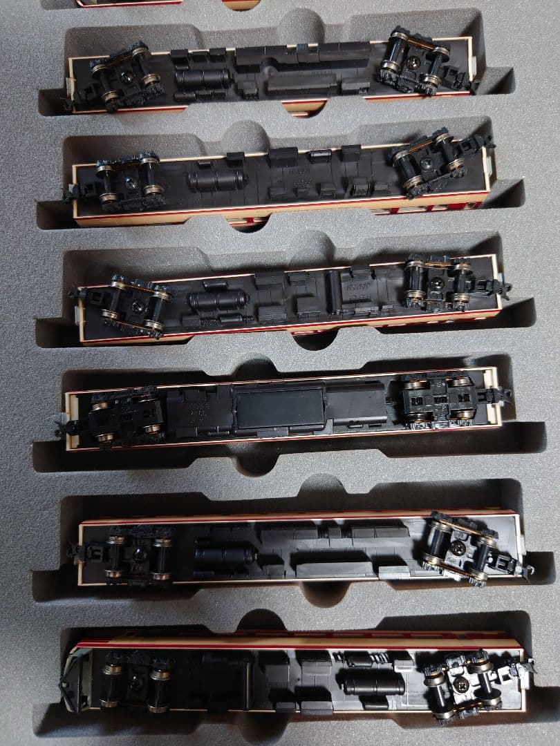 183系1000番台　KATO