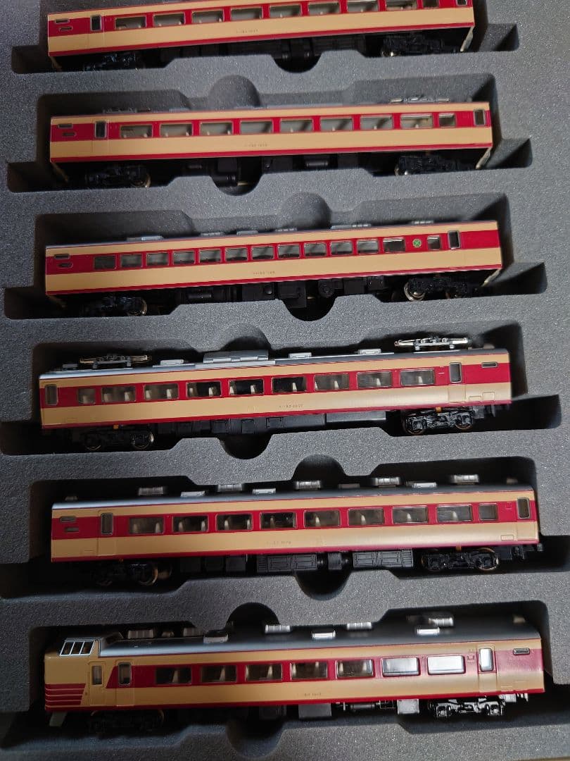 183系1000番台　KATO