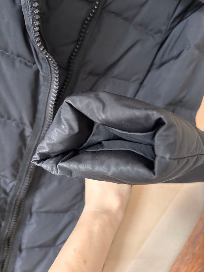 モンクレール ファスナー破損 黒ロングダウンコート MONCLER - メルカリ