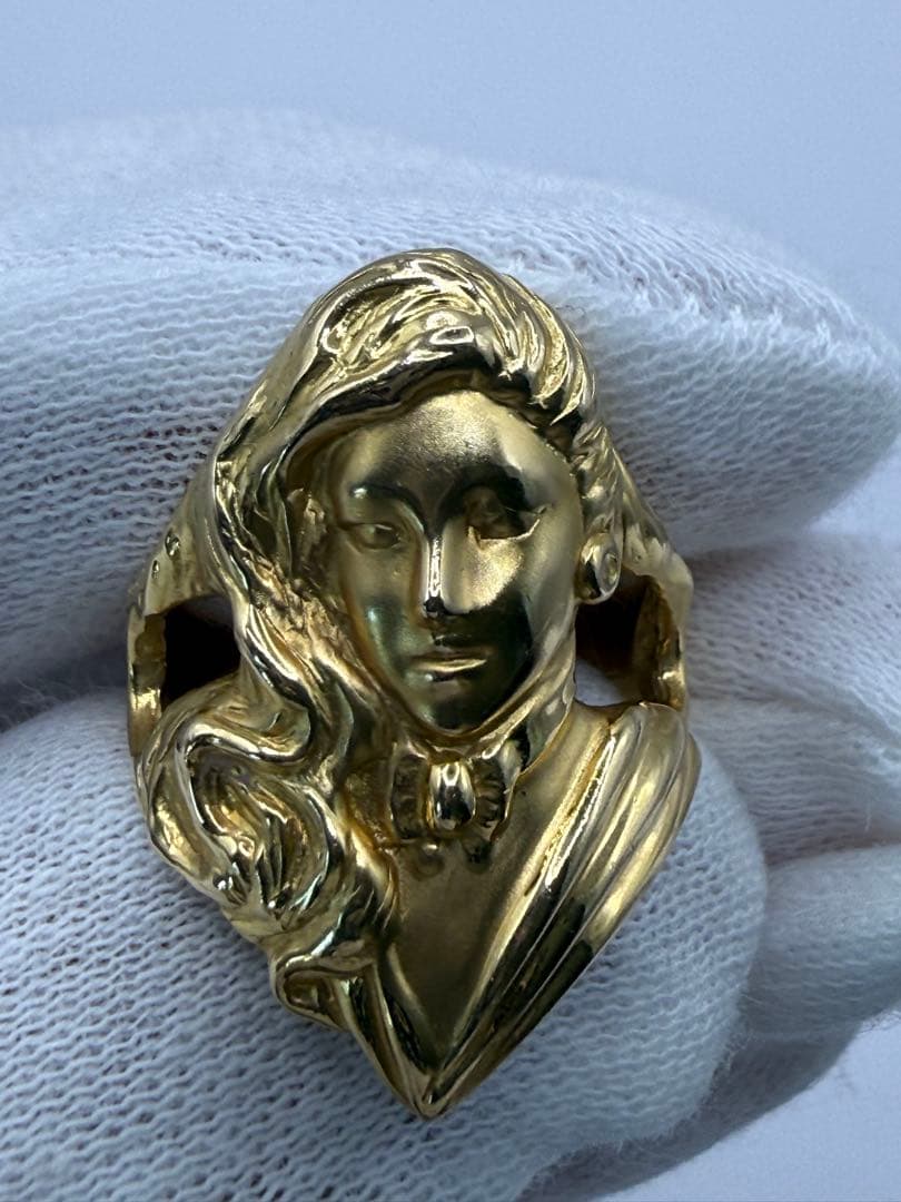 美品 18金 女性モチーフ リング 11号 超音波洗浄器洗浄済み