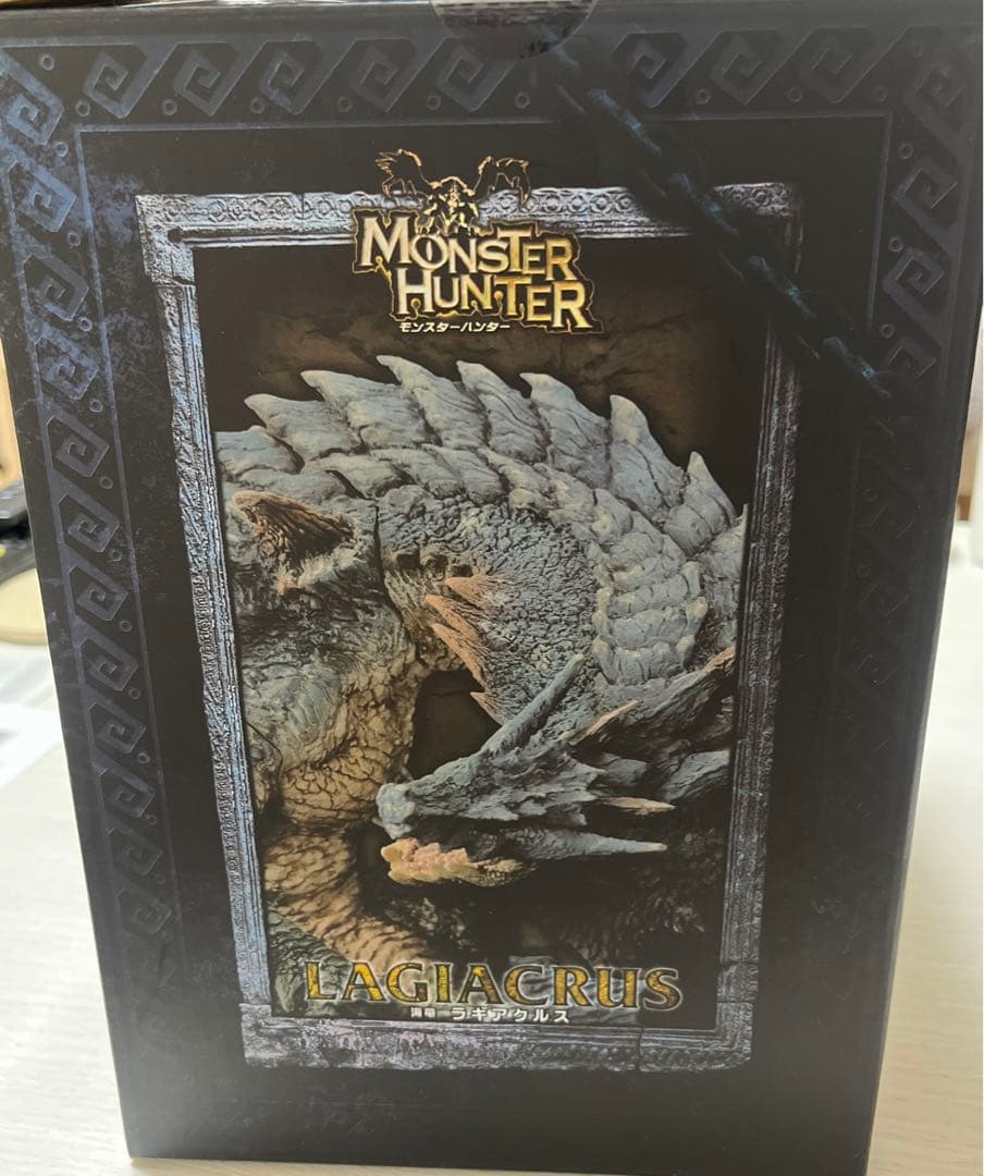 新品未開封　白海竜ラギアクルス亜種　クリエイターズモデル　モンスターハンター初版