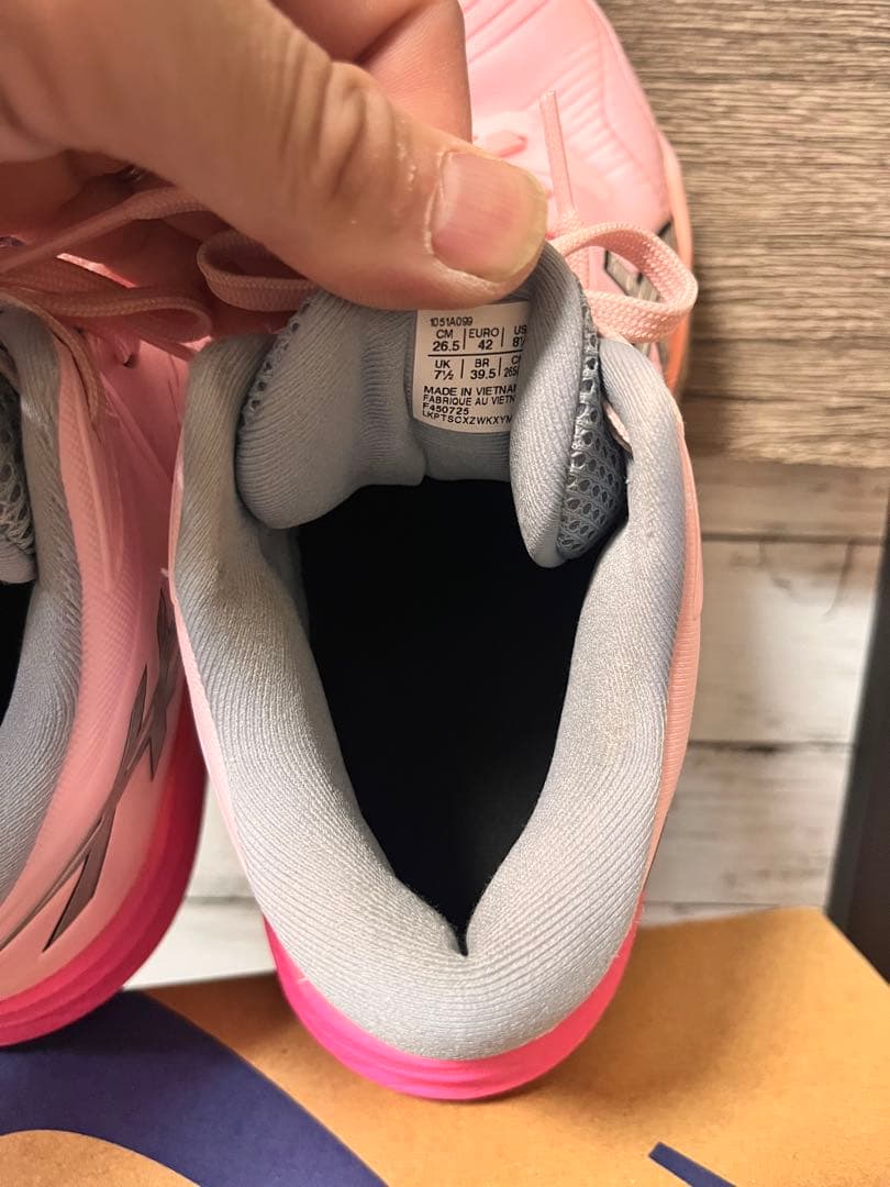 ASICS SKY ELITEバレーボールシューズ ピンク 高橋藍　26.5cm