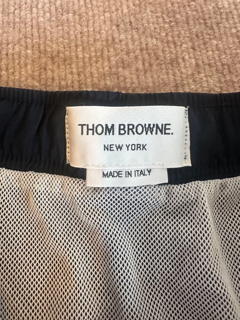値引き！THOM BROWNE ネイビー 水着