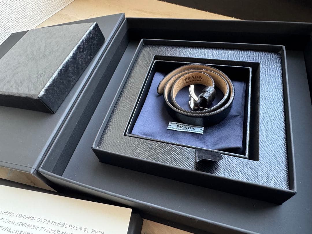 アメックス センチュリオン ウェアラブル PRADA - メルカリ